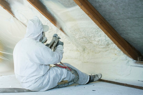 How to Protect Yourself When Installing Fiberglass Insulation